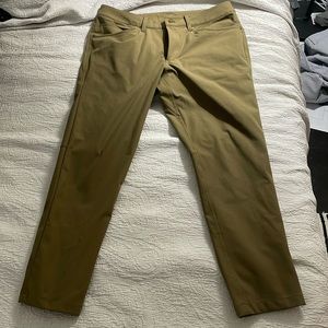 Lululemon ABC Slim Warpstreme Hemmed Pant Size 32